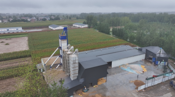 郸城：烘干设备开足马力 确保秋粮颗粒归仓