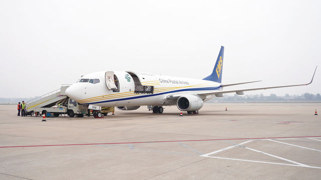 郑州航空口岸跨境电商出口货运量逆势激增超100%