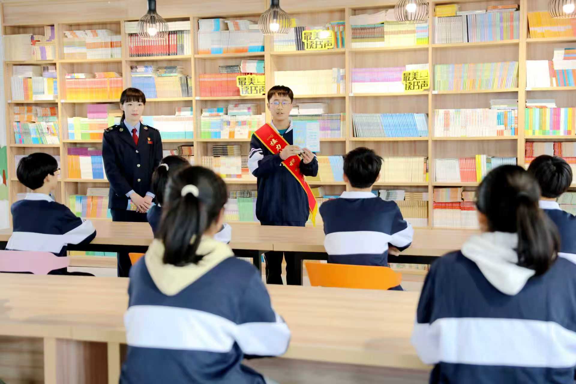 温县税务局组织“税法润苗宣传队”走进校园开展“‘接力棒’校园税法宣传员”选拔活动