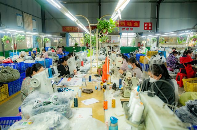 “针线活”里 增收忙