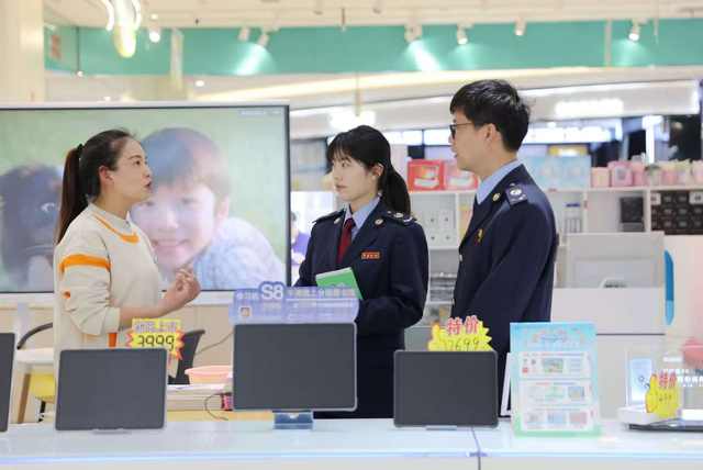 温县税务局聚焦个体工商户发展需求 组建专业“政策宣讲团”