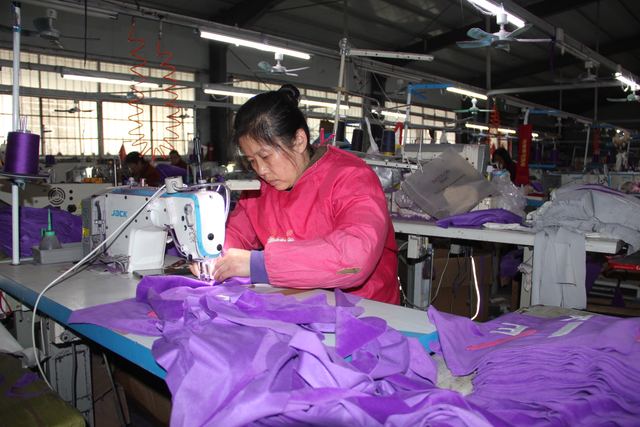 襄城县姜庄乡大力推进乡村就业工厂建设 拓宽农民增收渠道