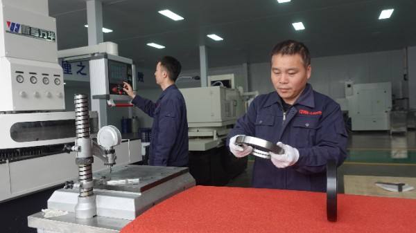 低空经济加速起飞 “洛龙造”硬核配套再添新绩