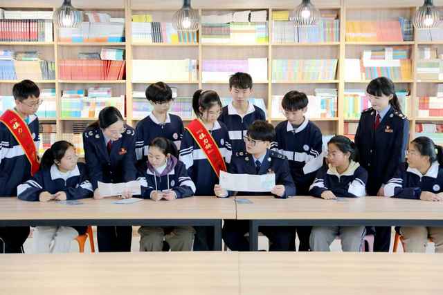 温县 “税务蓝”牵手“红领巾” 传递税宣“接力棒”