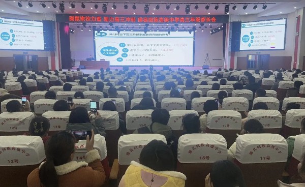 8ac100638517911636576b7fdbd3e294.jpg
