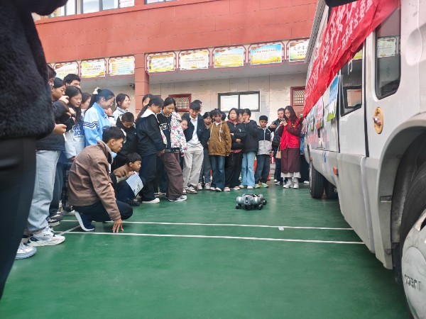 微信图片_20251022104008.jpg