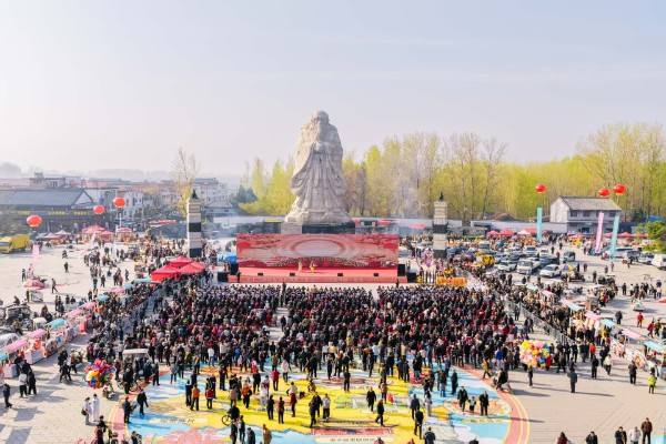 鹿邑：非遗展演好戏连台 老子庙会盛大启幕